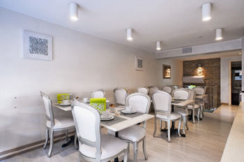 Via Marsaglia 3* Sanremo