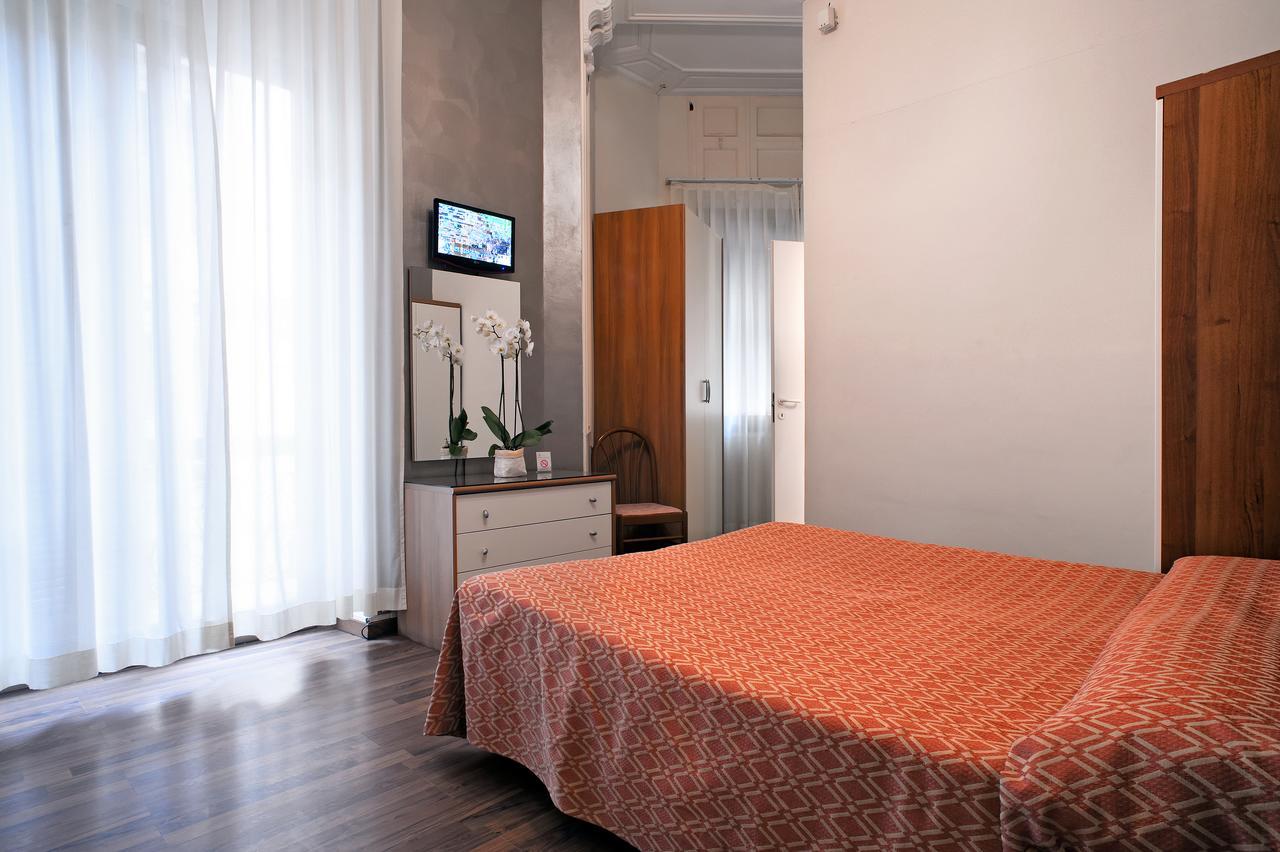 Via Marsaglia Hotel